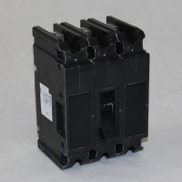 HH83XA453_003.jpg